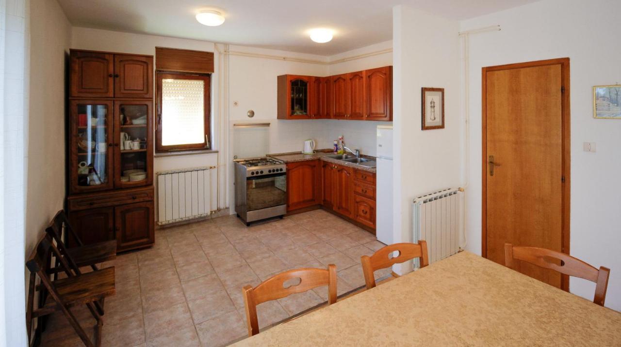 Apartment Sverko Кастав Екстер'єр фото
